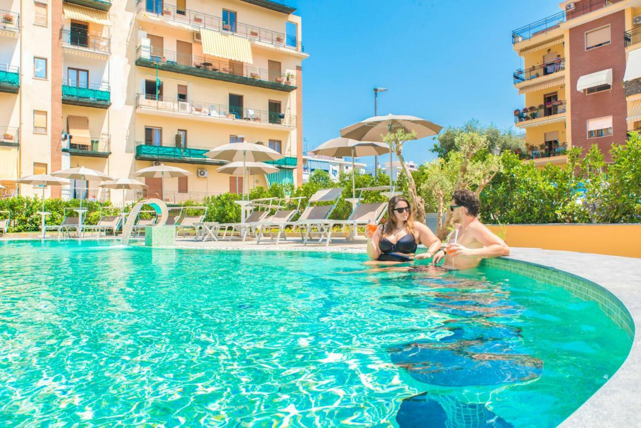 Hotel Leone Sorrento Luaran gambar