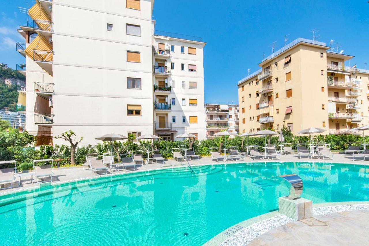 Hotel Leone Sorrento Luaran gambar